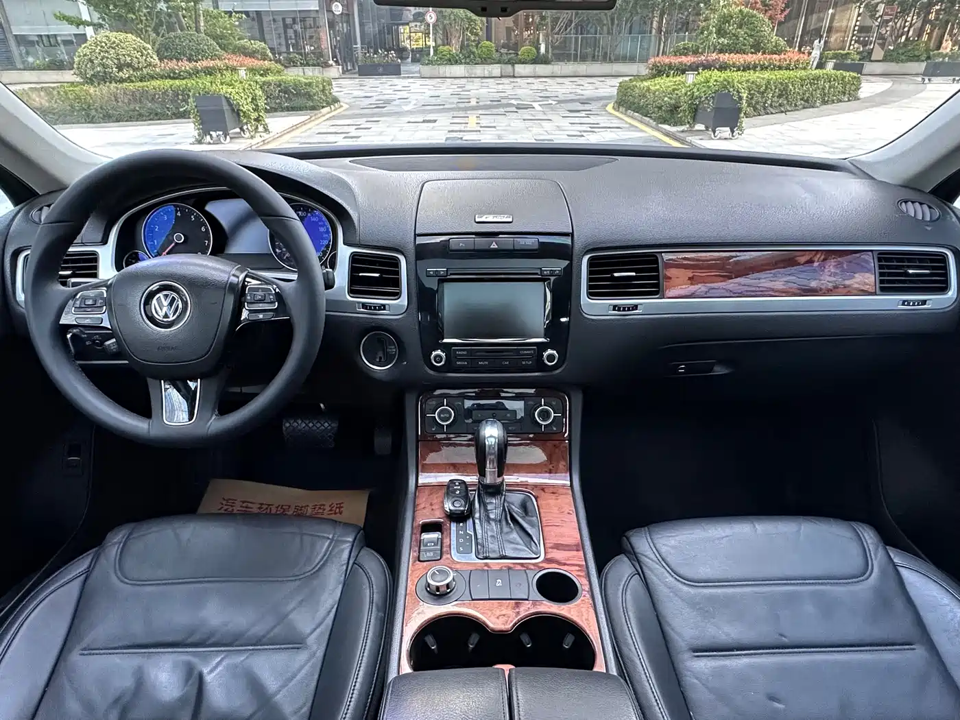 Volkswagen Touareg 2011 3.0TSI Standard фото 9