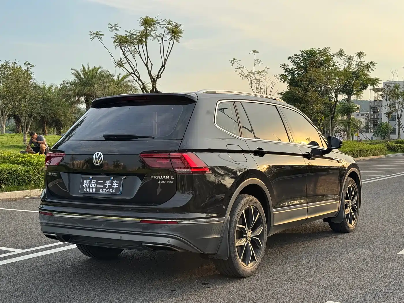 صورة 5 - Volkswagen Tiguan L