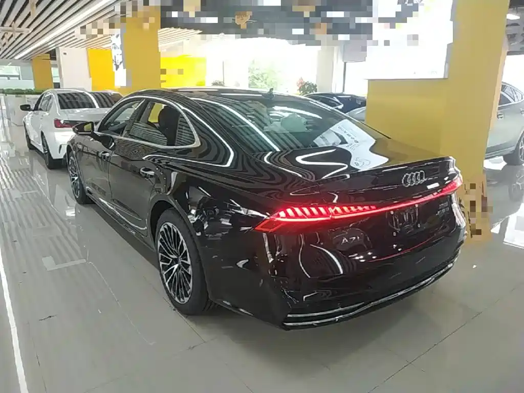 2026 Audi A7L