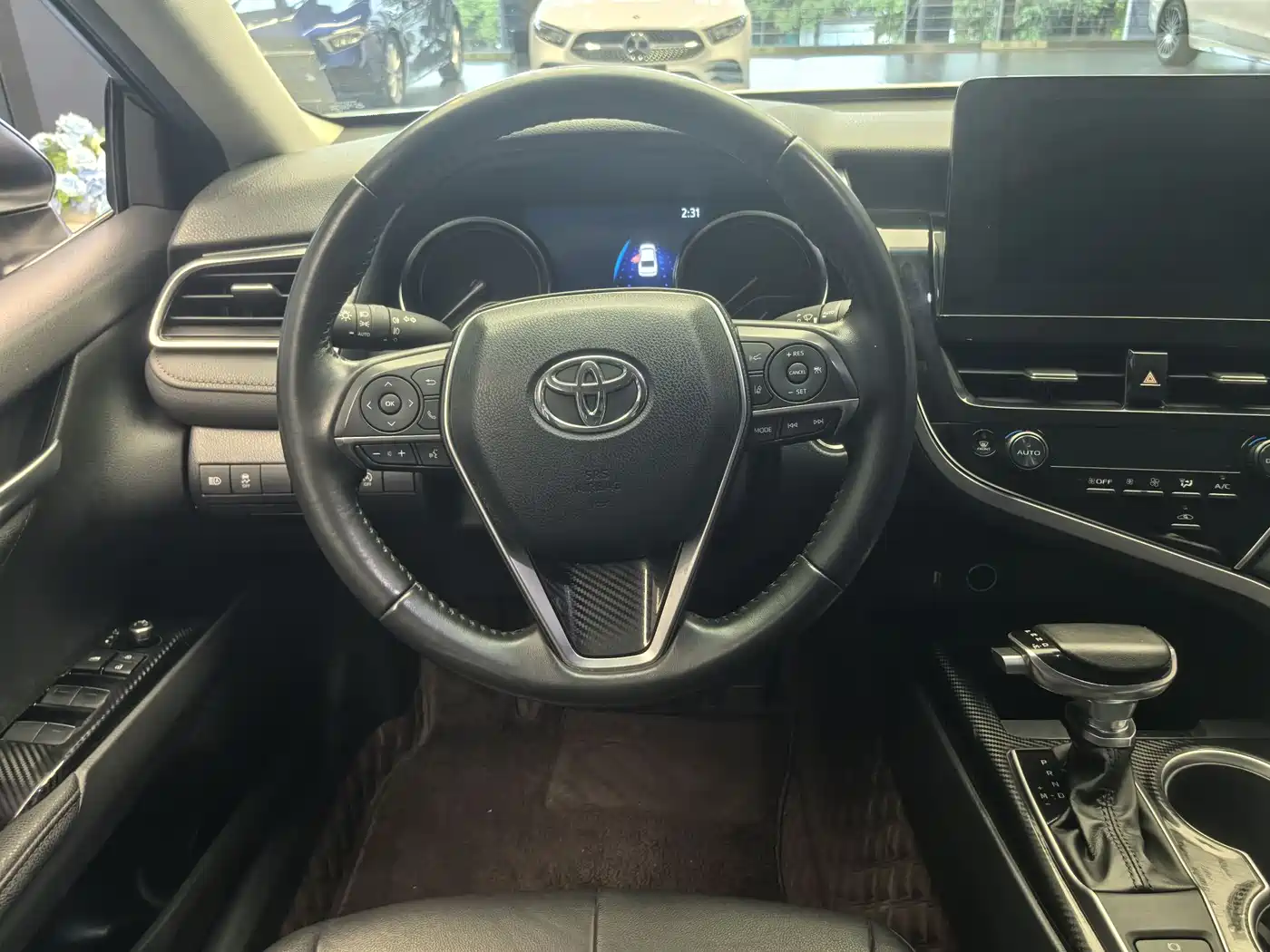 Toyota Camry 2021 2.0G Luxury Edition фото 10