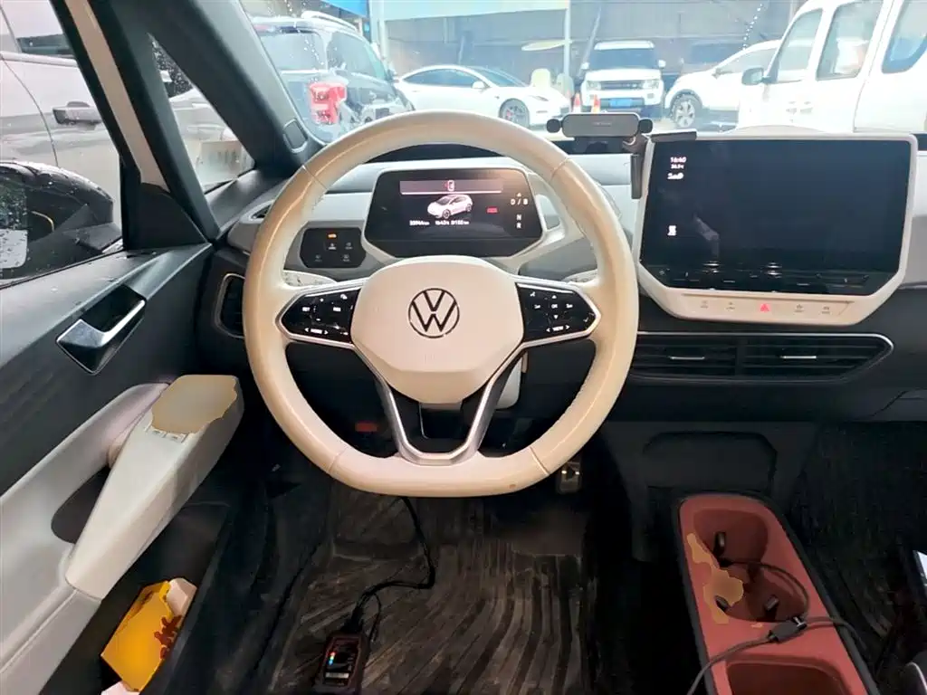 Volkswagen ID.3 2023 Upgraded Pure Intelligence Edition фото 11