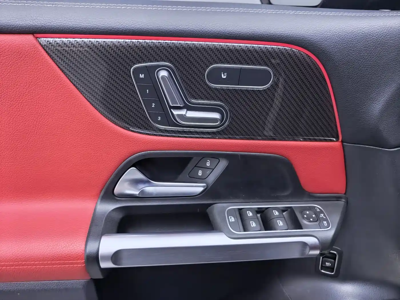 Mercedes-Benz GLB AMG 2023 Model AMG GLB 35 4MATIC фото 4