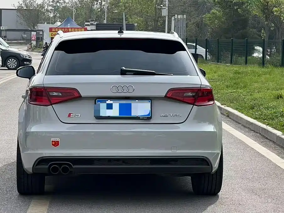 Audi A3 (Import) 2014 Sportback 40 TFSI S line Comfort фото 16