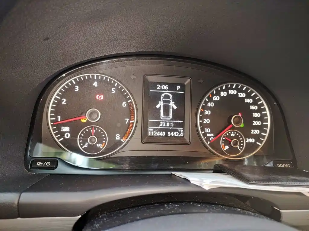 Photo 7 - Volkswagen Touran