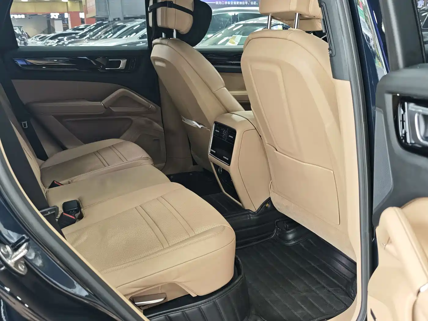 Porsche Cayenne 2018 Cayenne 3.0T фото 10