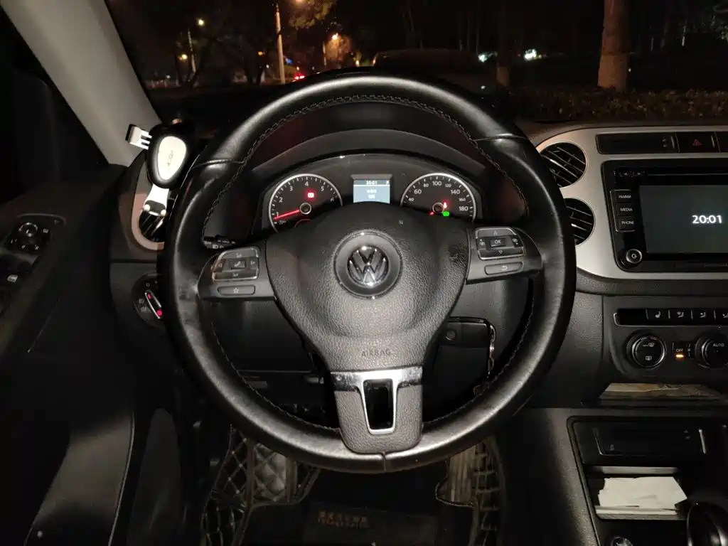 Фото 6 - Volkswagen Tiguan