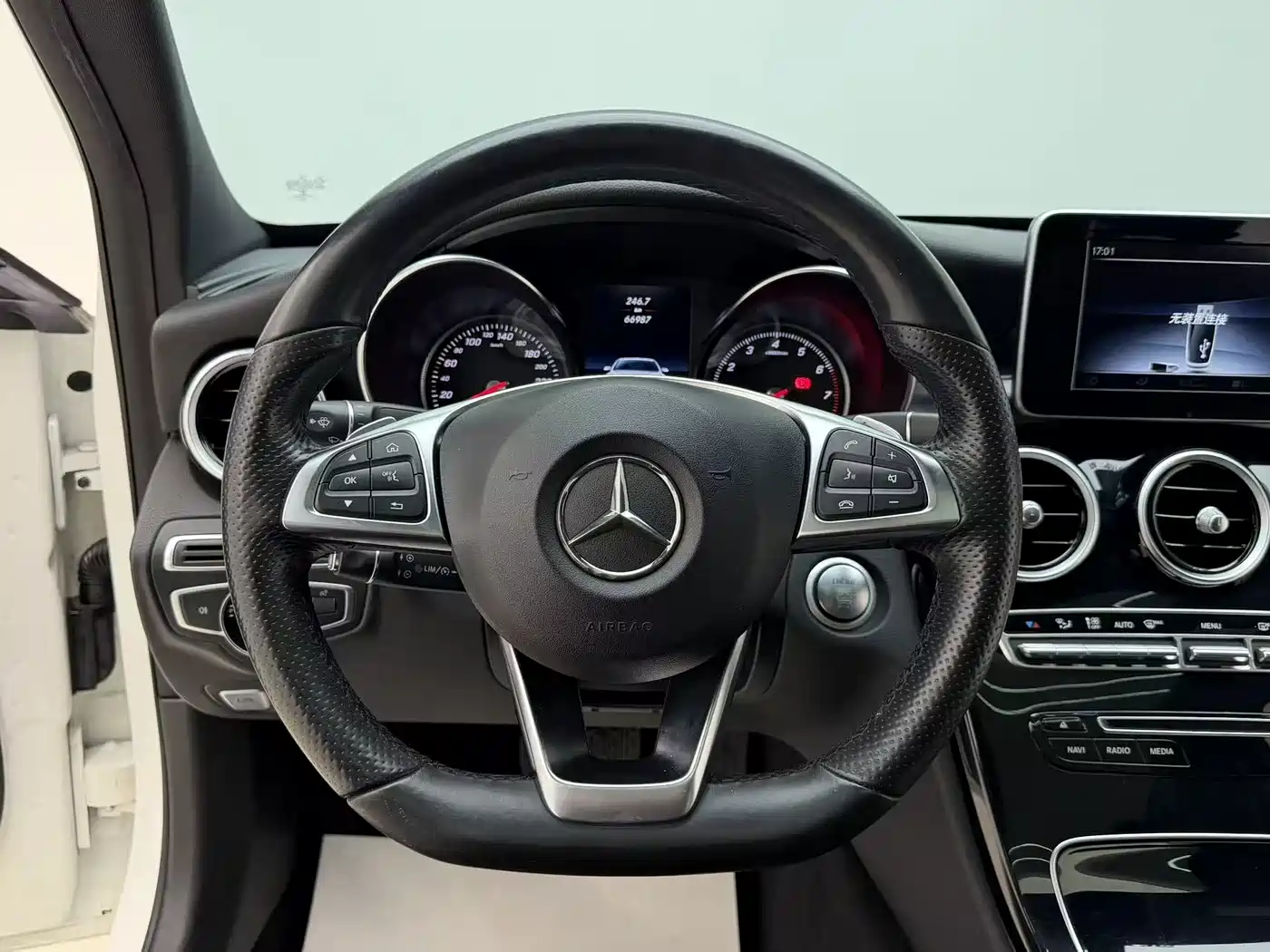 Mercedes-Benz C-Class 2015 C 200 Sport Edition 4MATIC фото 27