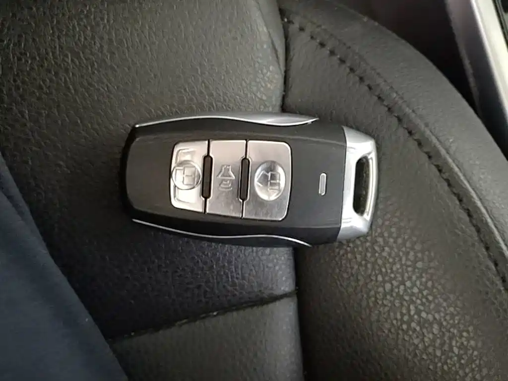 Фото 13 - Haval H2