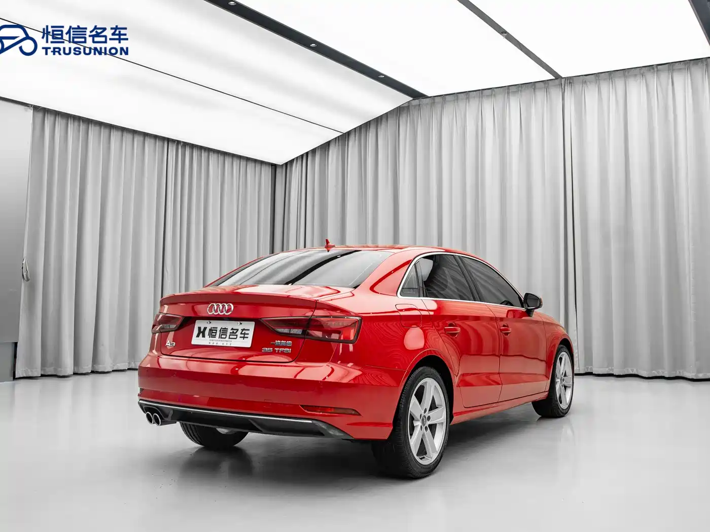 Audi A3 2018 30th Anniversary Limousine 35 TFSI Style фото 6
