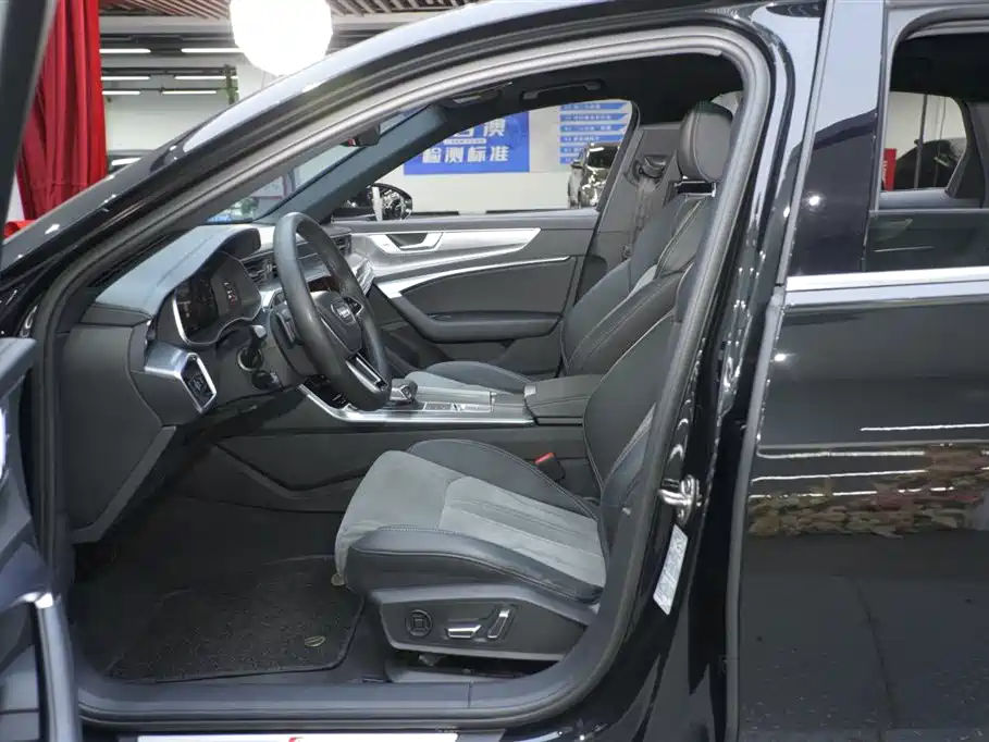 Audi A6L 2024 45 TFSI Premium Dynamic фото 15