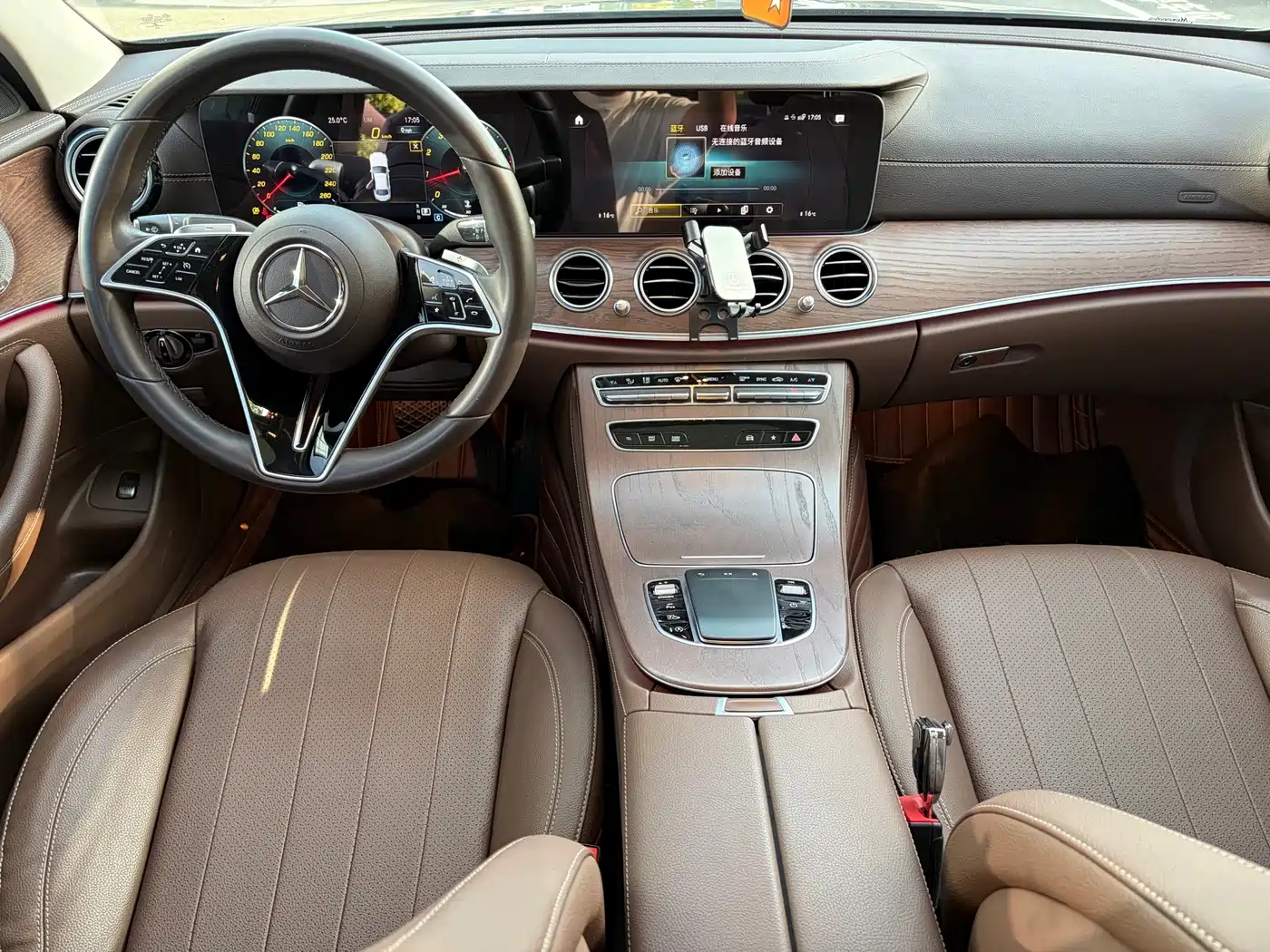 Mercedes-Benz E-Class 2023 E 300 L Luxury фото 10