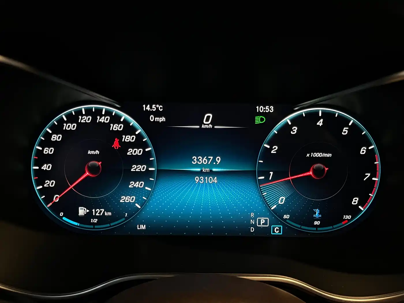 Mercedes-Benz GLC 2022 Facelift GLC 260 L 4MATIC Luxury Model фото 22