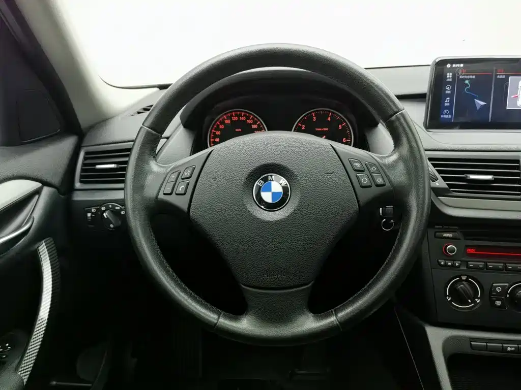 BMW X1 2012 2012 sDrive18i Fashion Model