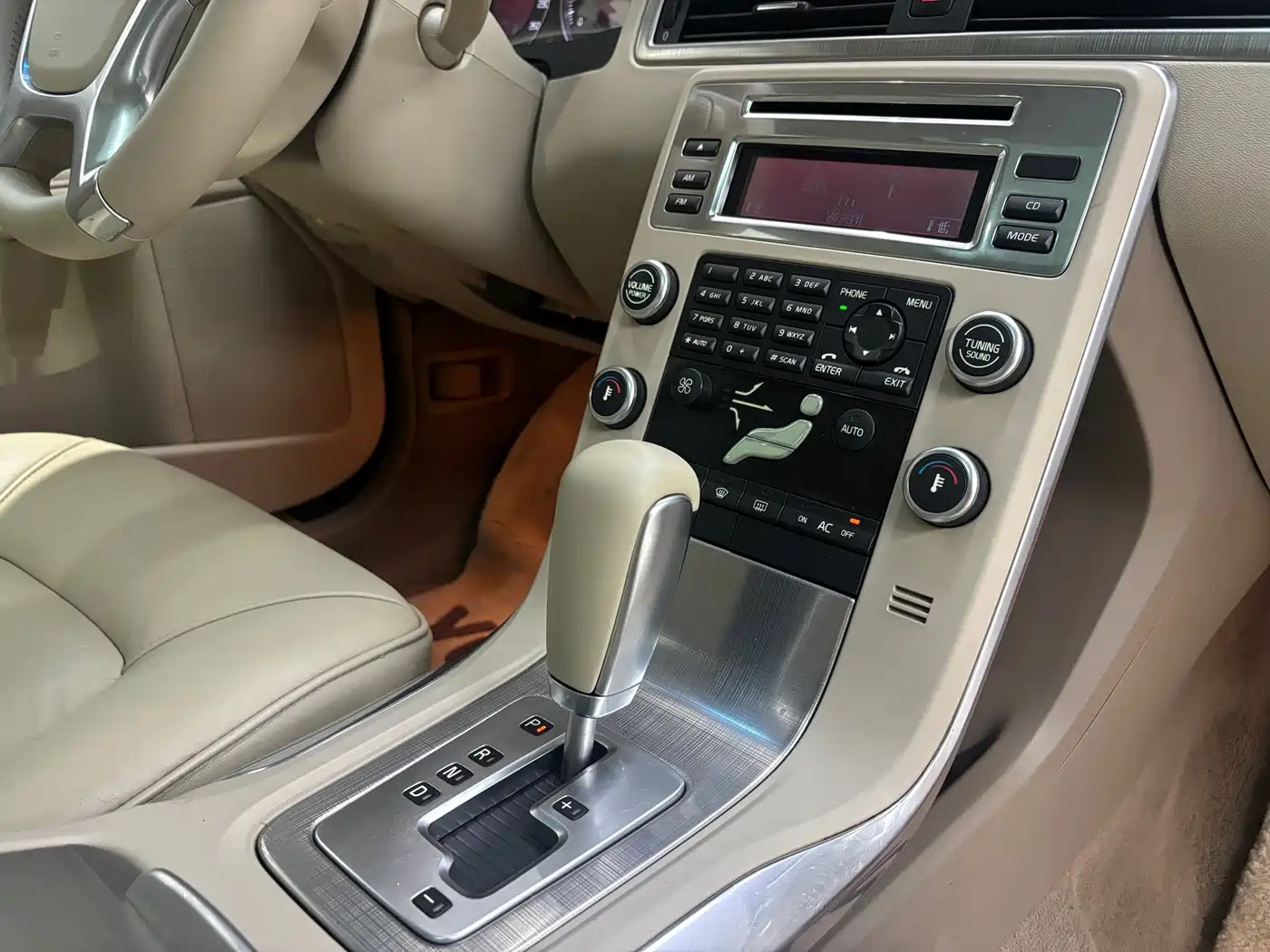 Volvo S80L 2010 2010 2.5T Prestige Edition