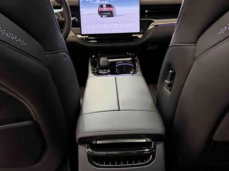 ZEEKR EXTREME KRYPTON 009