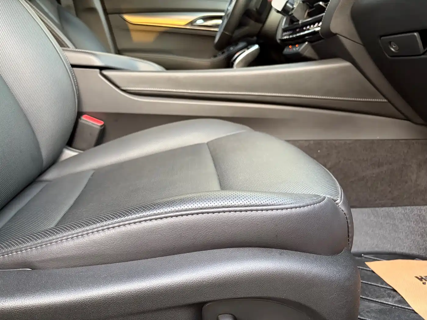 Cadillac CT5 2024 28T Luxury Model Pro фото 15