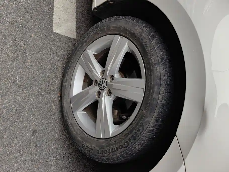 Photo 6 - Volkswagen Lavida