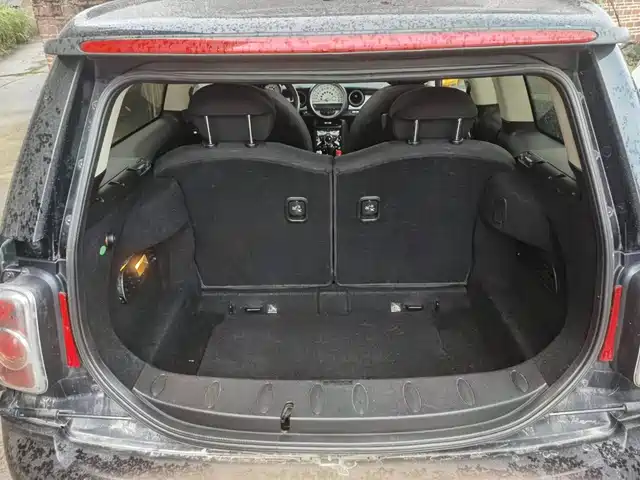 MINI CLUBMAN 2011 1.6L ONE — фото 4