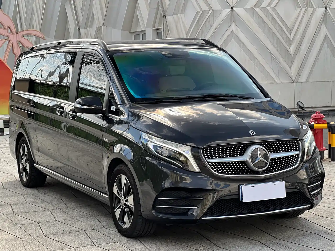 MERCEDES-BENZ V CLASS