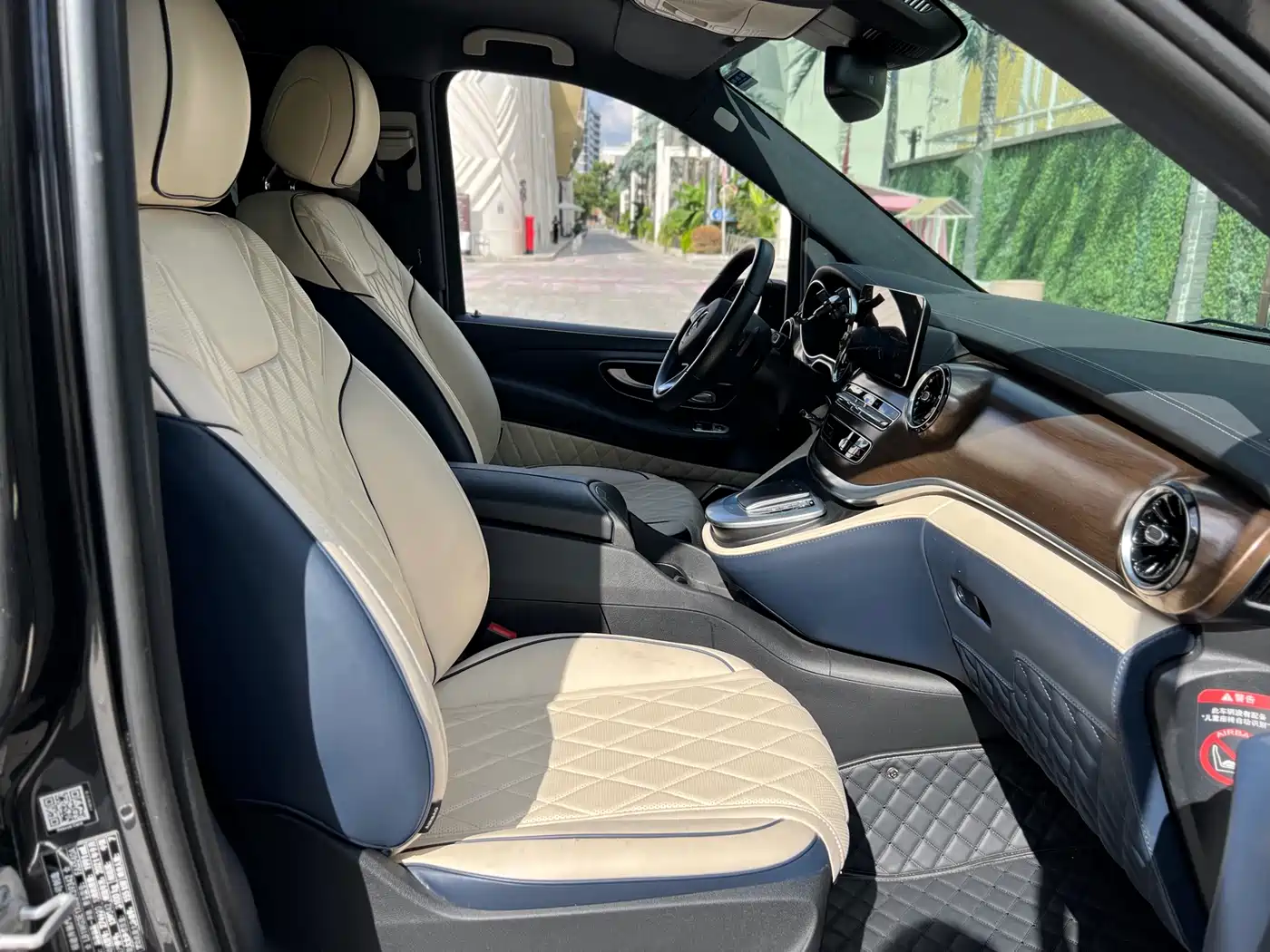 MERCEDES-BENZ V CLASS