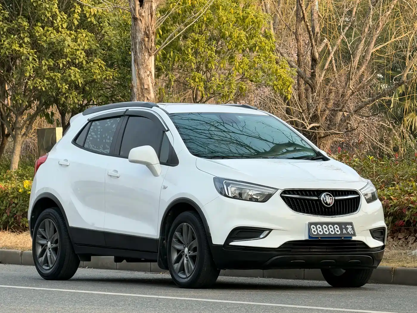 BUICK ANGKOLA