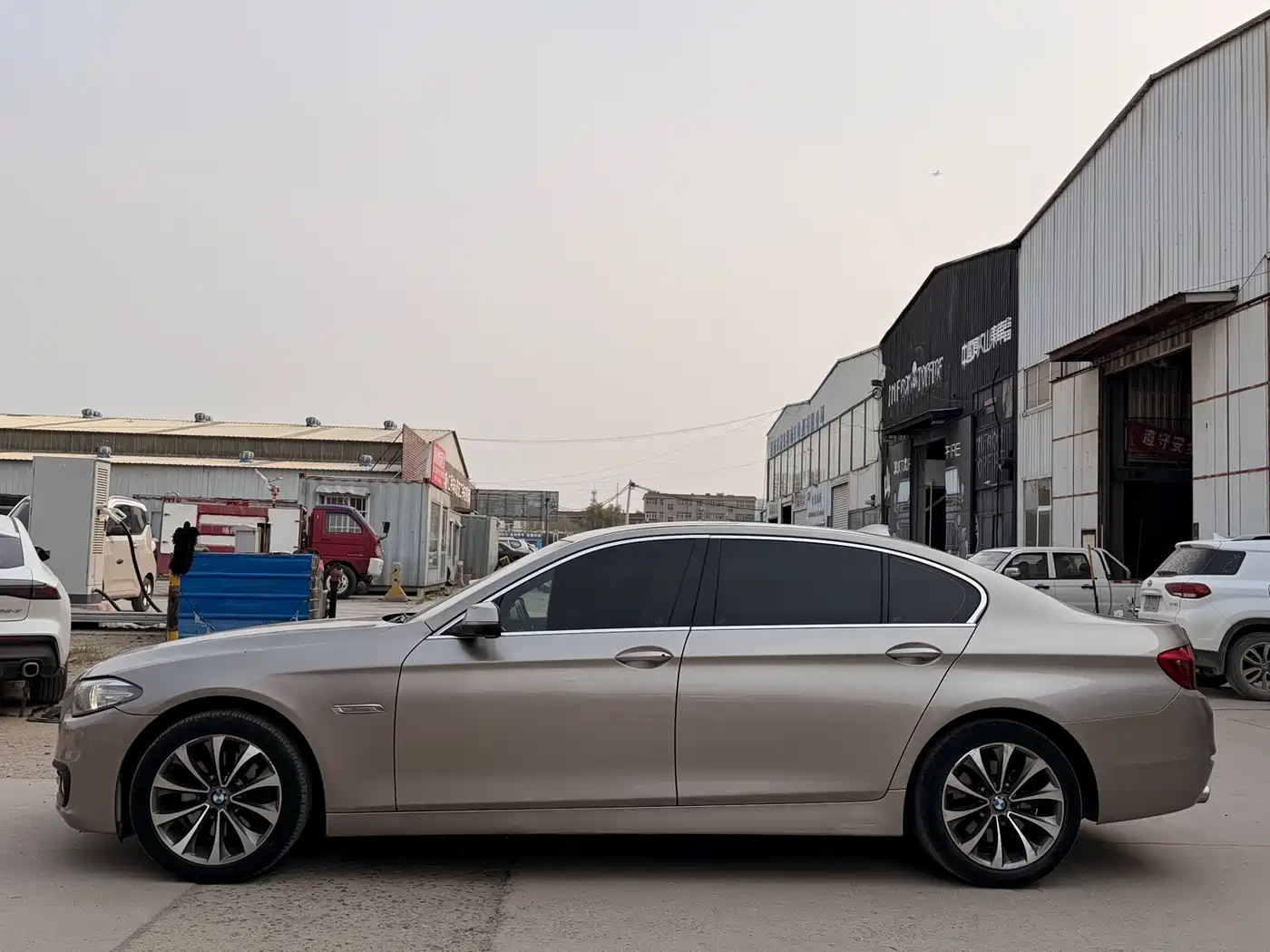 BMW 5 Series 2014 520Li Elegance фото 8
