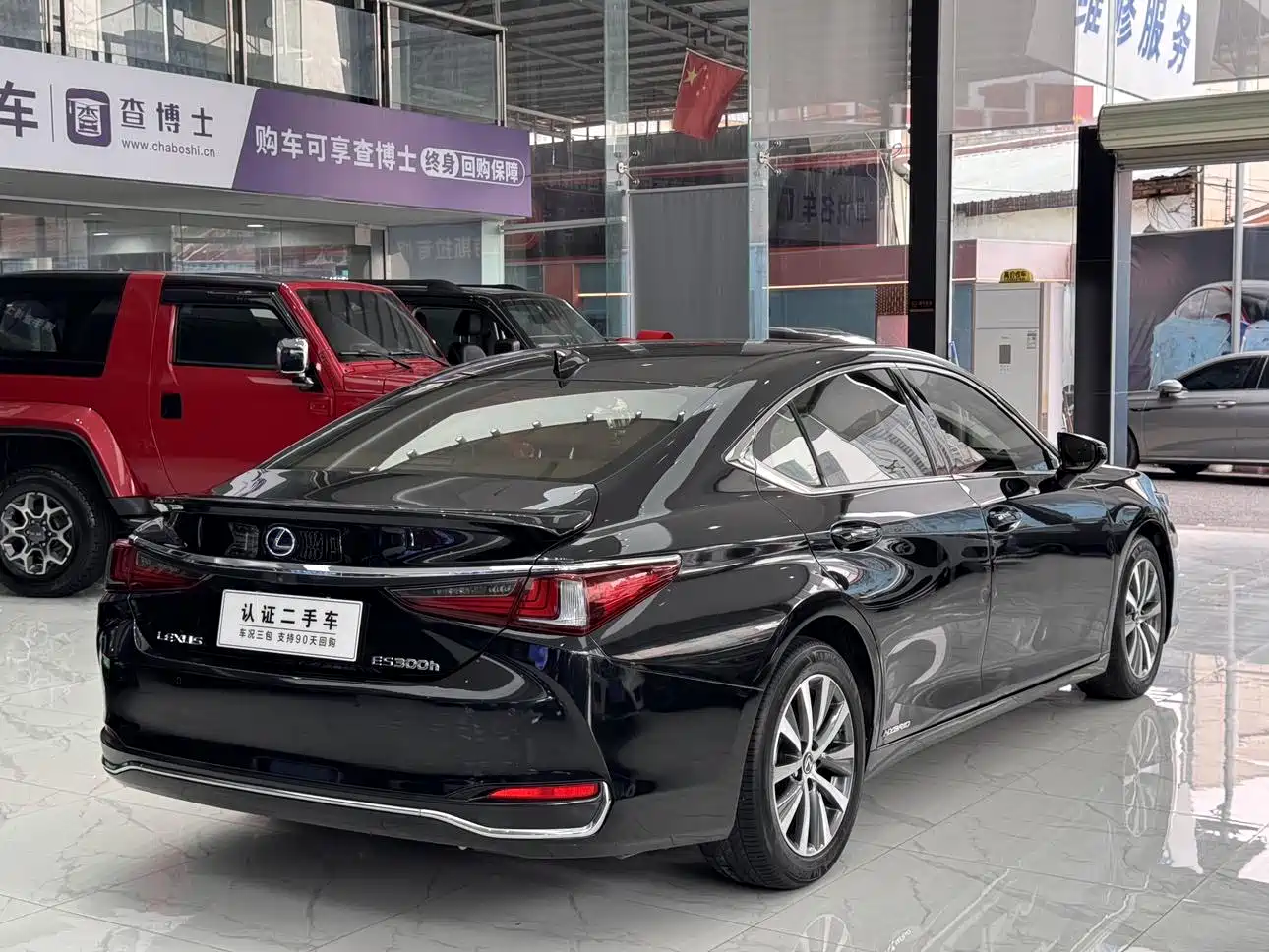 Lexus ES 2018 300h Excellence Edition China V фото 5