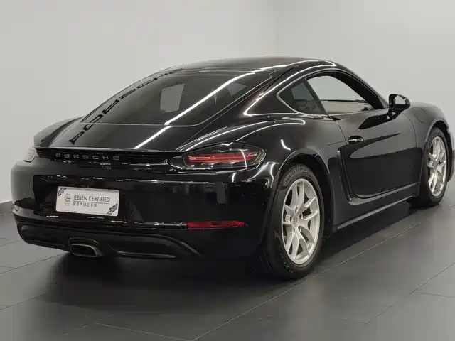 Porsche 718 2018 Cayman 2.0T — фото 4