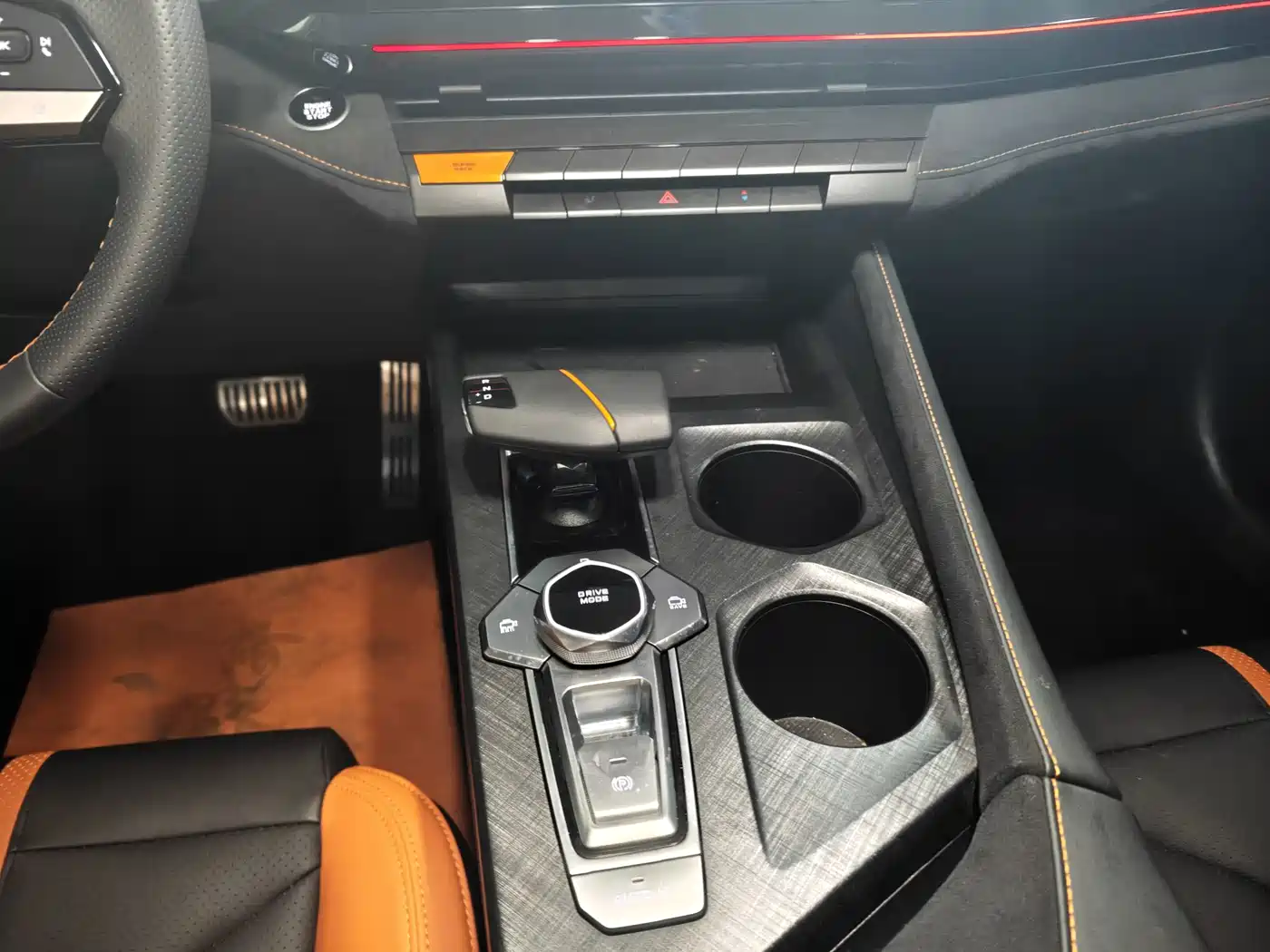 Changan UNI-V 2025 2024 1.5T Deluxe Sport