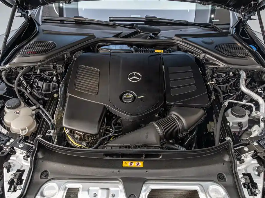 Mercedes-Benz E-Class 2025 E 300 L Luxury фото 14