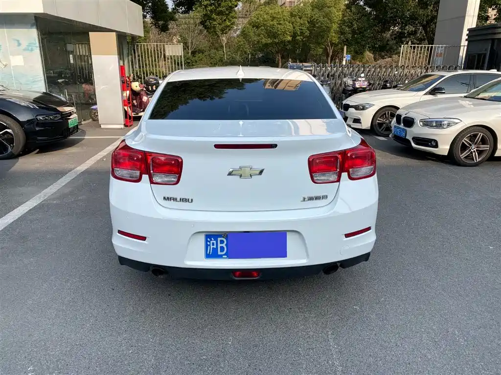 Chevrolet Malibu 2014 2.0L Automatic Luxury фото 3