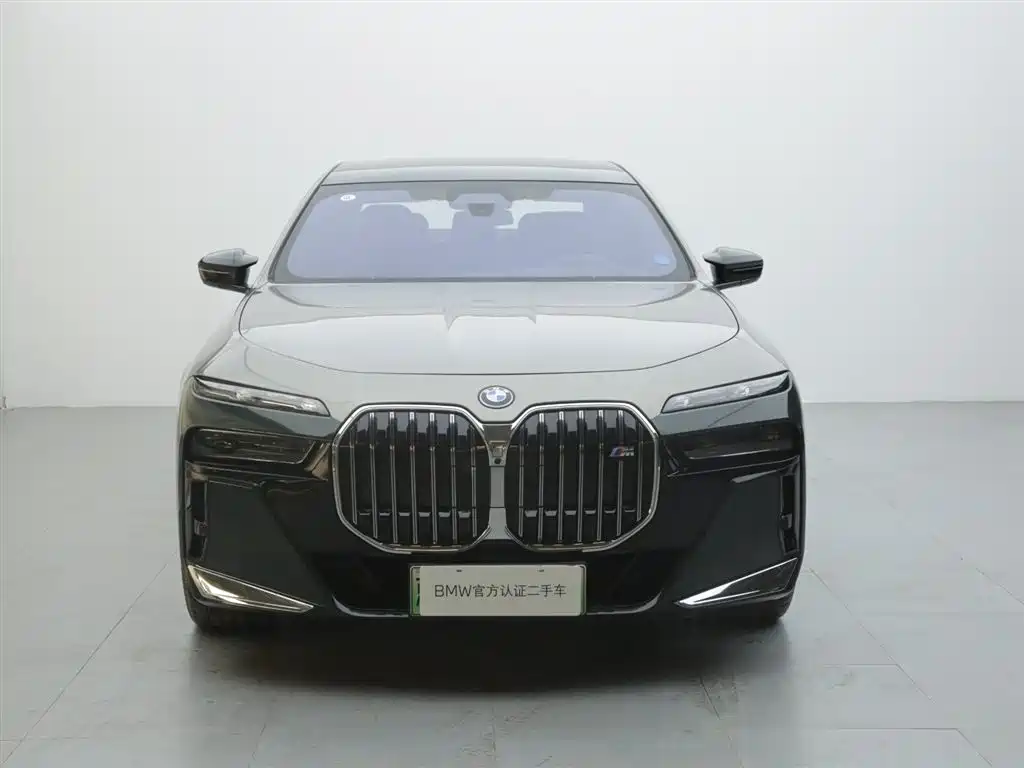 BMW I7 M70L