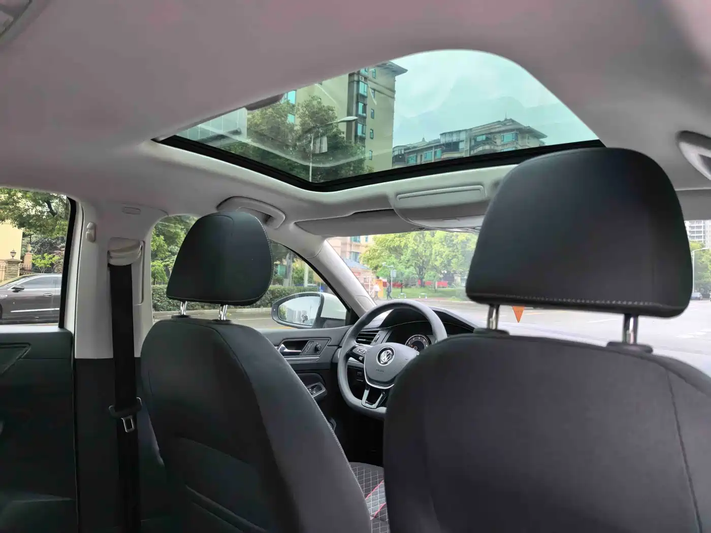 Volkswagen Lamando 2021 230TSI DSG Fashion Edition фото 11