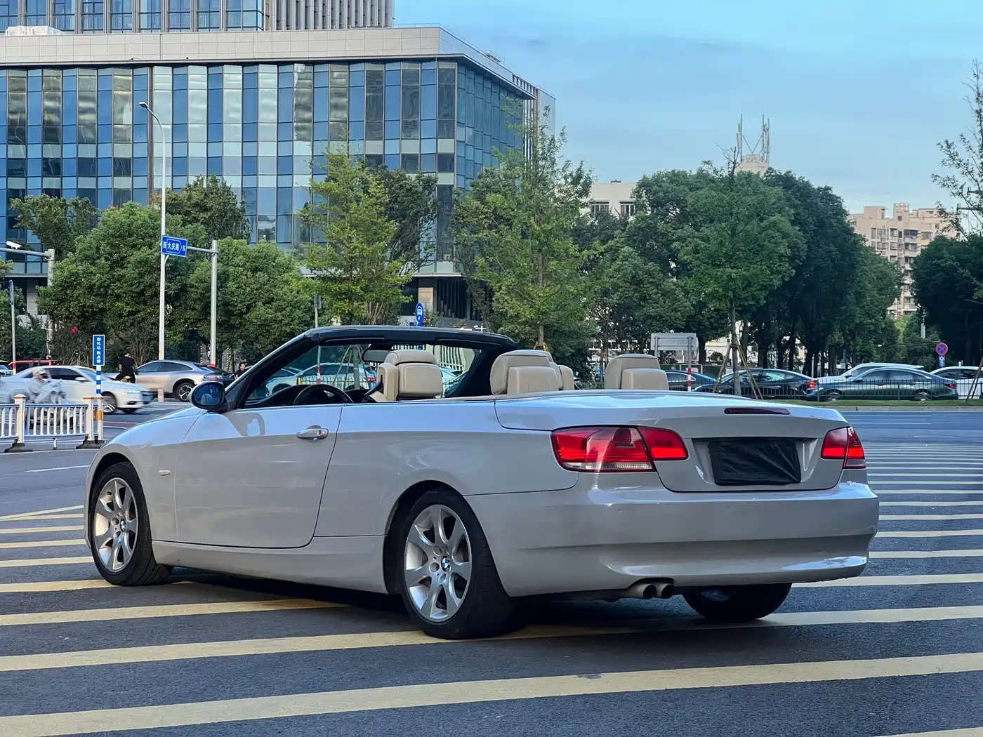 BMW 3 Series (Import) 2009 2009 Model 330i Convertible