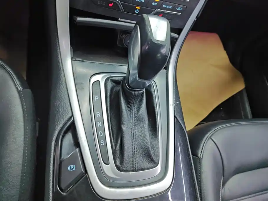 Ford Edge 2017 2016 EcoBoost 245 4WD Luxury 7-Seater