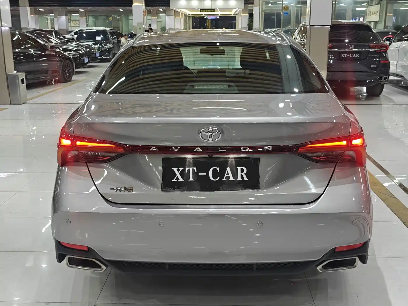 Toyota Avalon 2019 2.0L Luxury Edition (China VI) фото 14