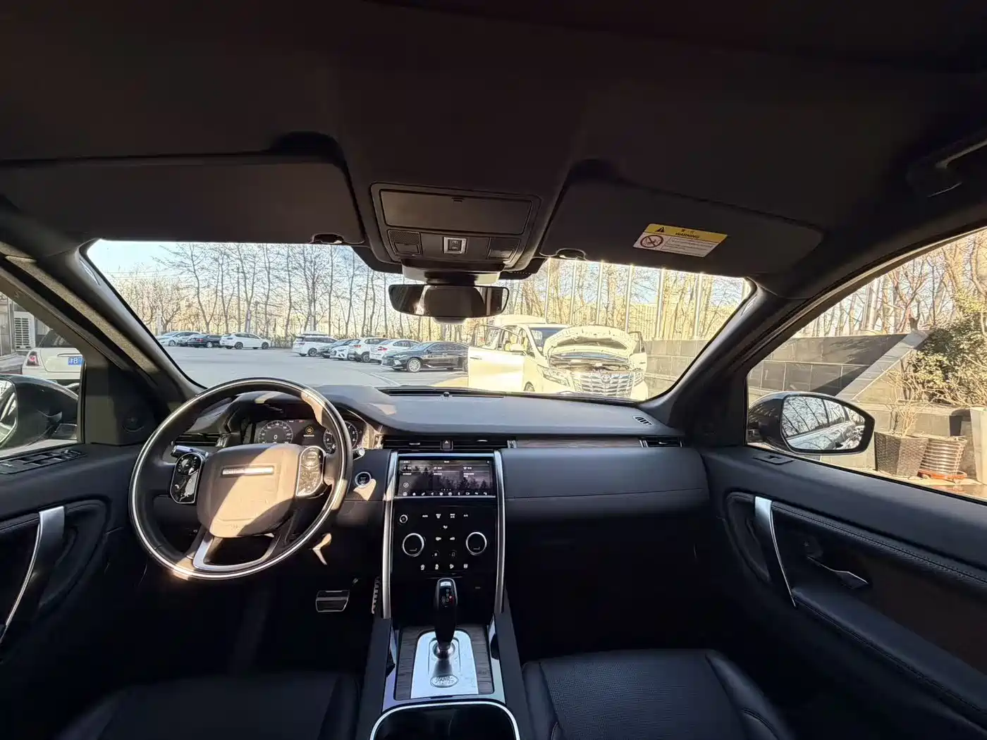 LAND ROVER DISCOVER NEW ENERGY SOURCES FOR SPORTS