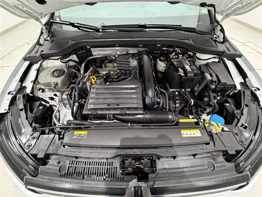 Volkswagen Golf 2023 Facelift 280TSI DSG Pro фото 18