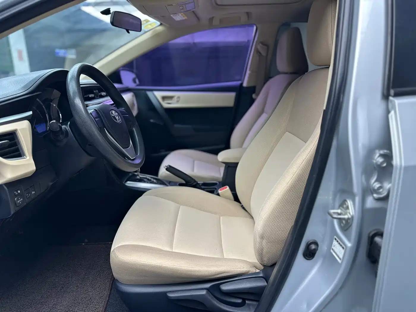 Toyota Levin 2014 1.6G CVT Elite Edition фото 4