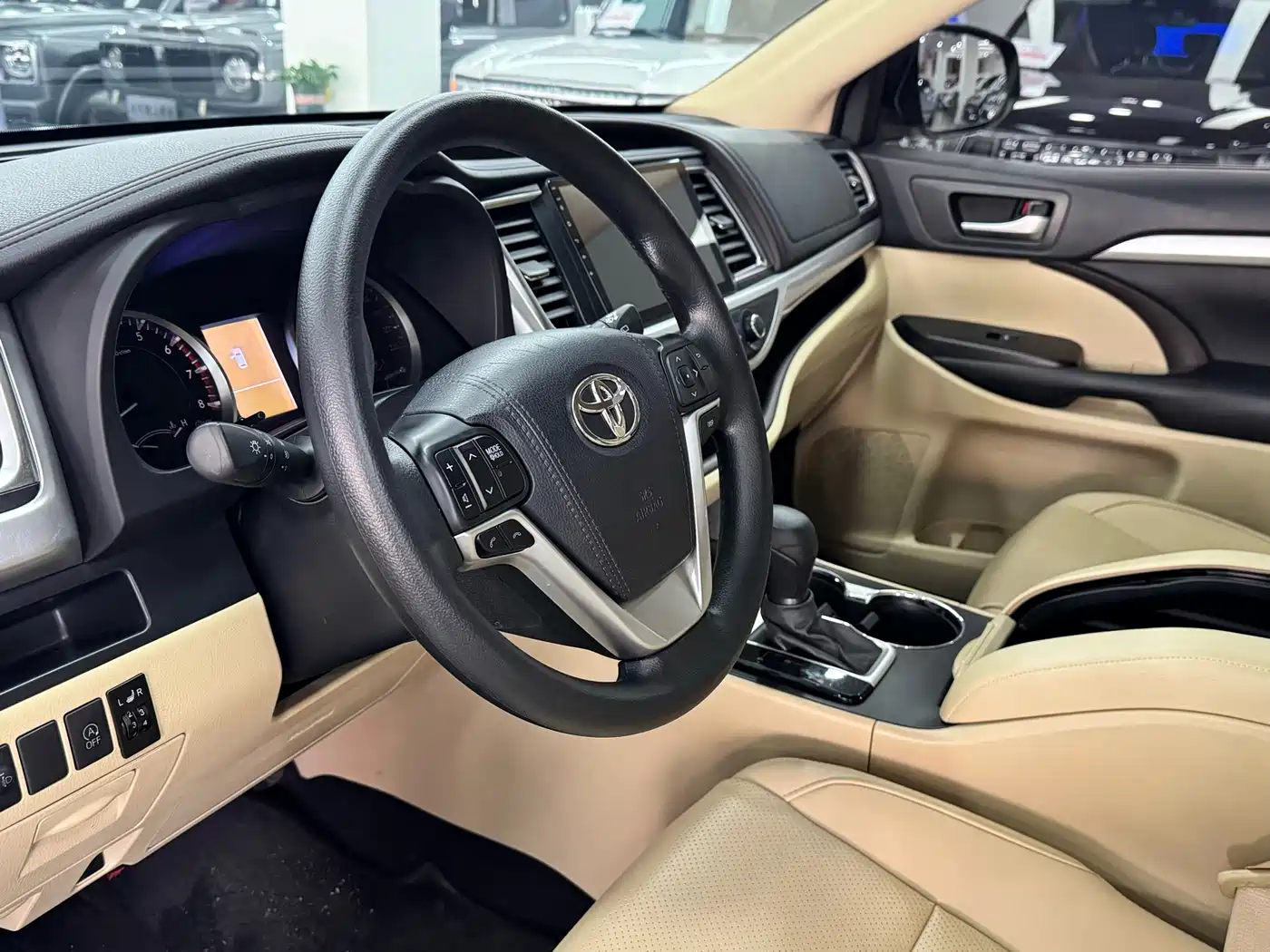 Toyota Highlander 2021 2.0T FWD Elite 5-Seater фото 11