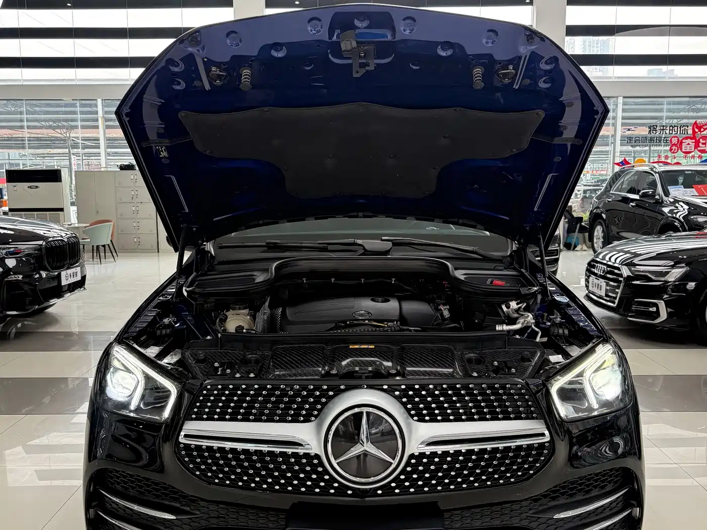 Mercedes-Benz GLE Coupe 2020 GLE 350 4MATIC Coupe SUV Fashion фото 18