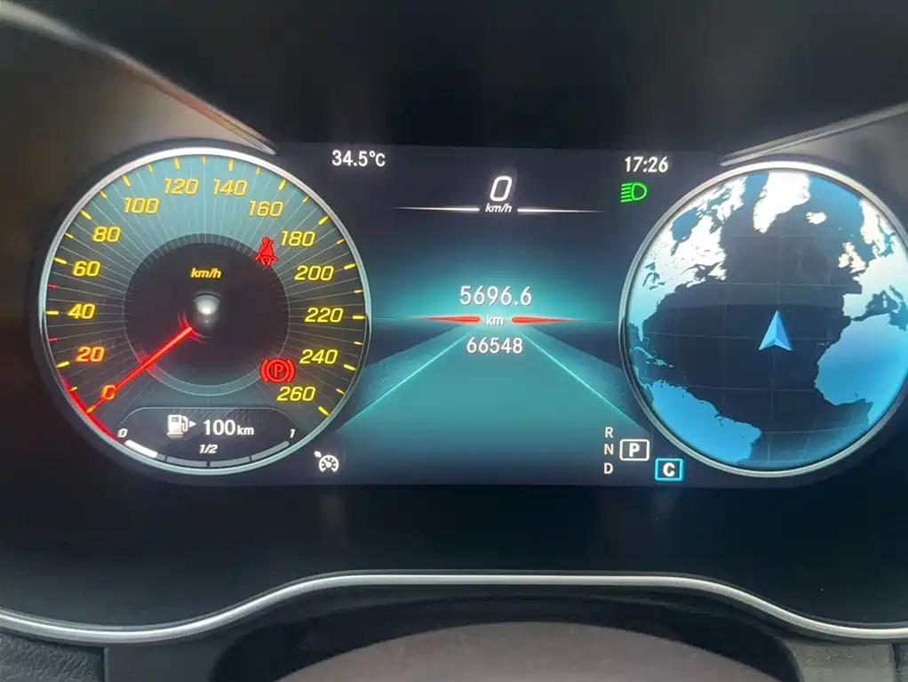 MERCEDES-BENZ GLC