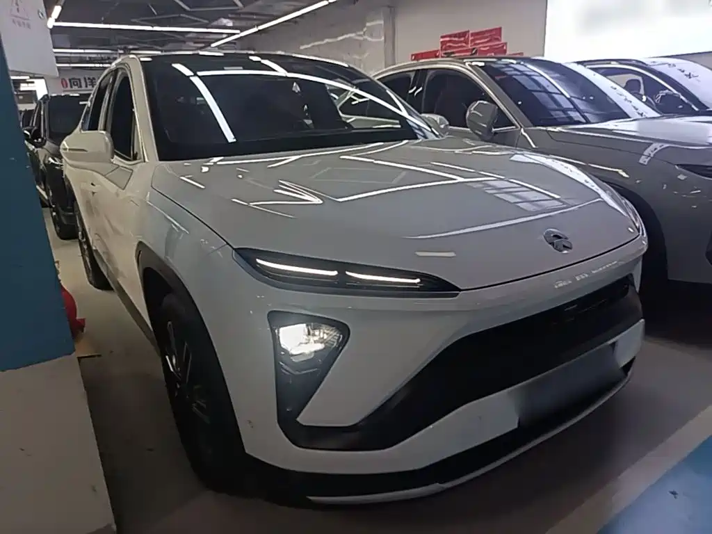 Фото 4 - NIO EC6
