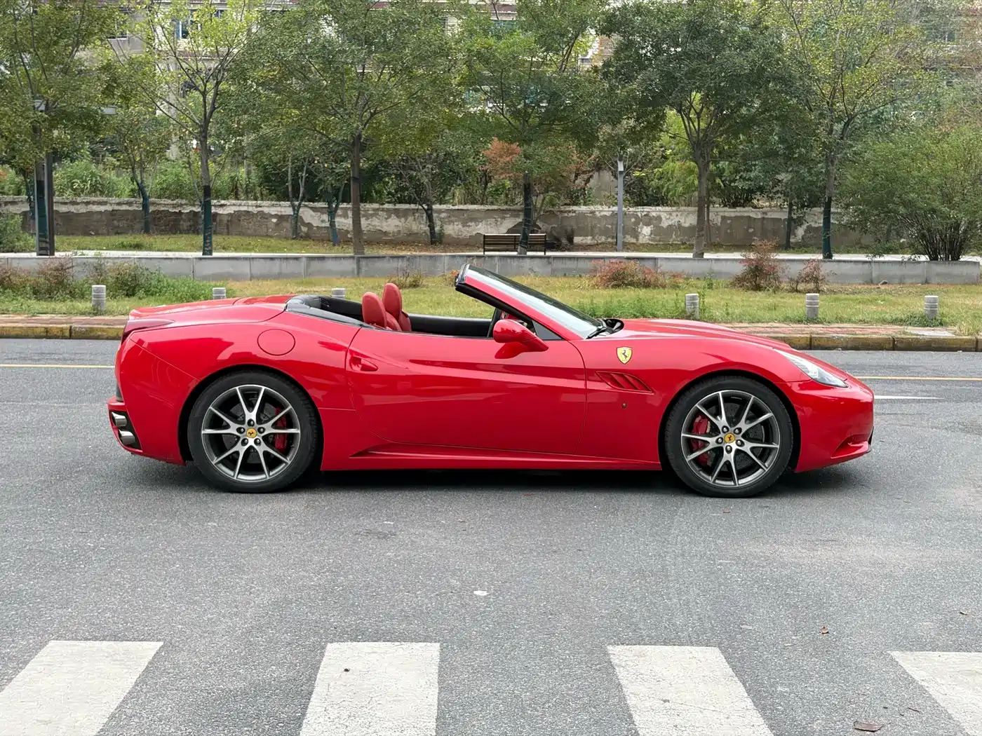 Ferrari California T 2012 2012 4.3L Standard