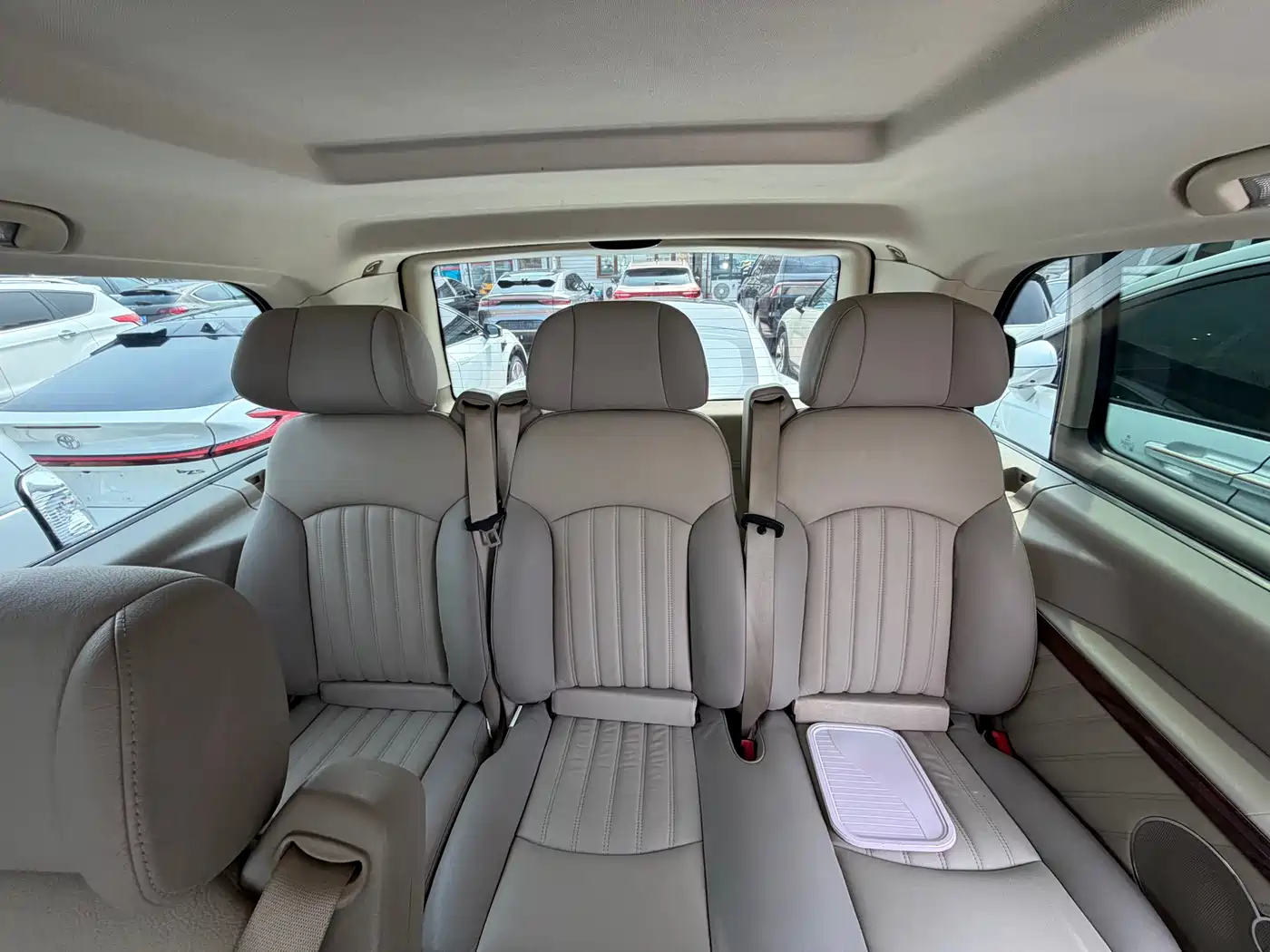 Mercedes-Benz Viano 2013 3.0L Privilege Edition фото 10