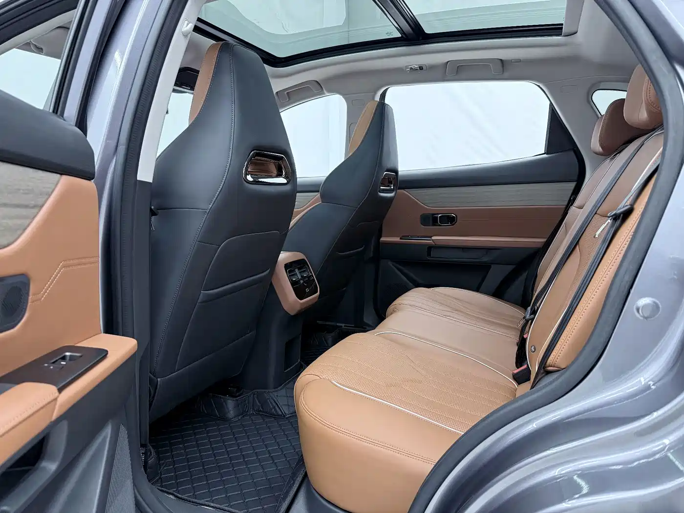Jetour Dashing 2025 2025 1.5T DCT Luxury Edition