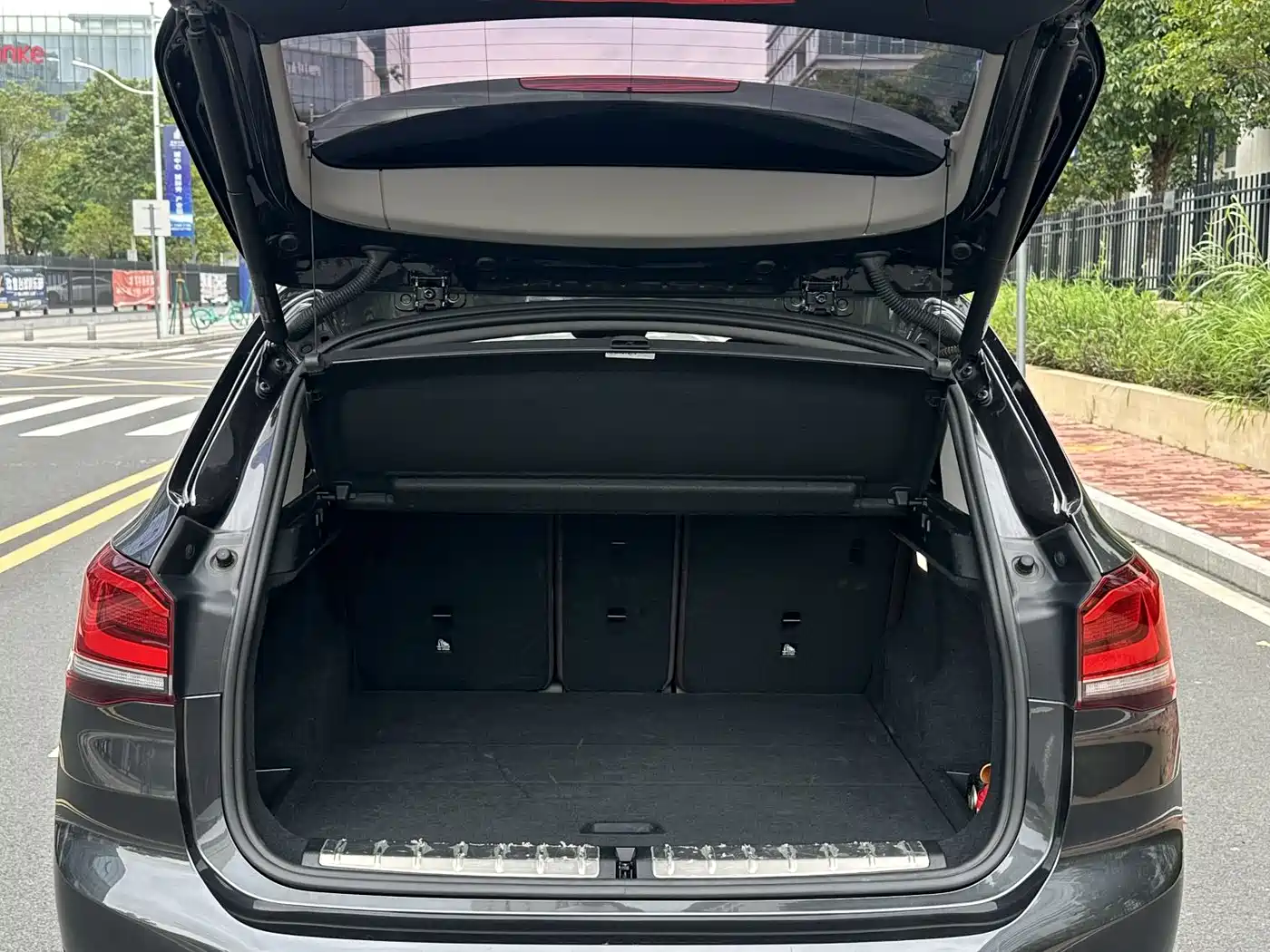 BMW X1 2020 sDrive25Li Leading Model фото 6