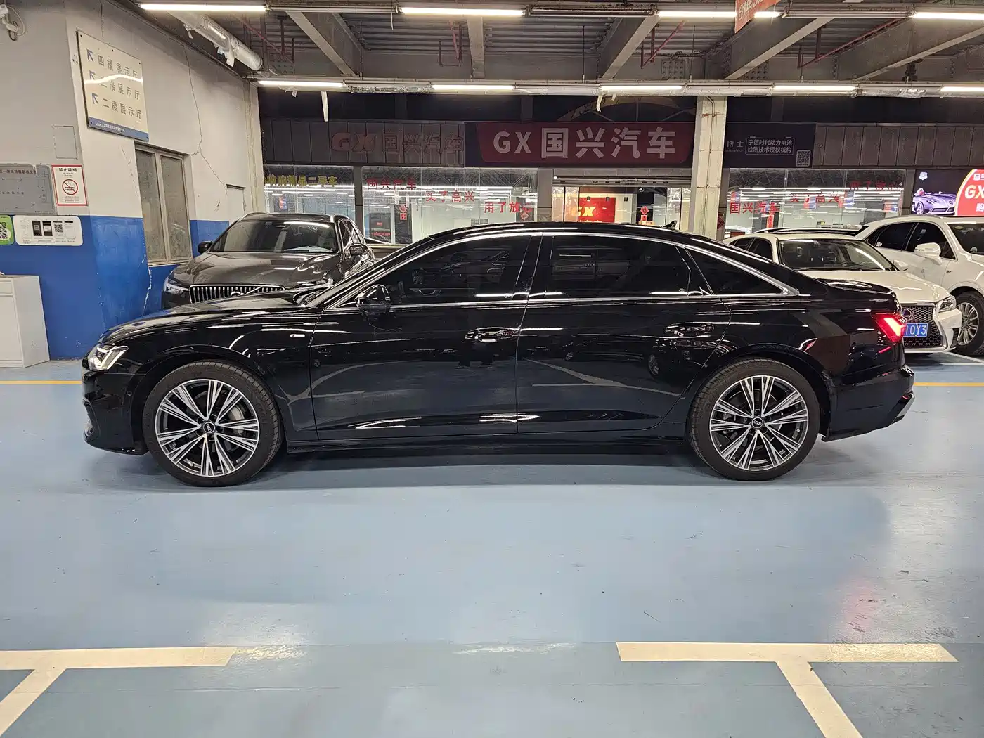 Audi A6L 2024 45 TFSI quattro Premium Dynamic фото 8