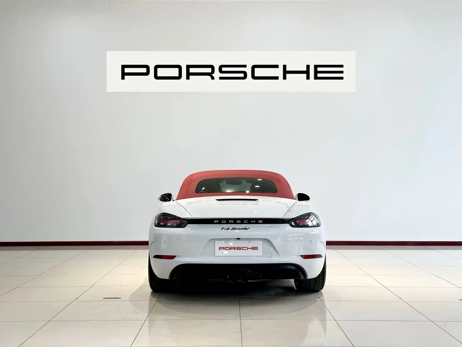Photo 4 - Porsche 718