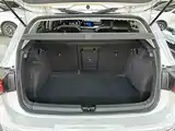 Фото 17 - Volkswagen Golf